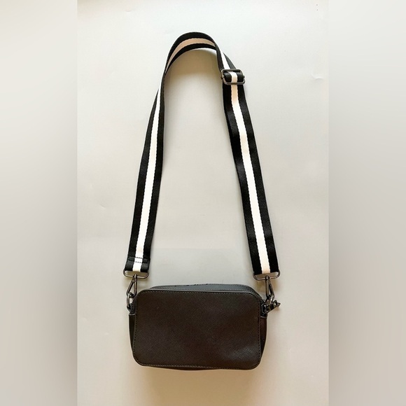 Women's Black Small Crossbody Bag Vegan Leather Purse Block Adjustable Strap - Picture 2 of 10